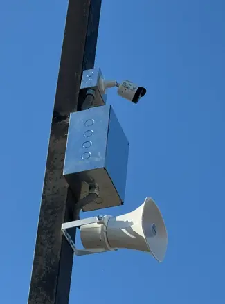 Cámara y alerta sonora, trabajo realizado por HRW.cl